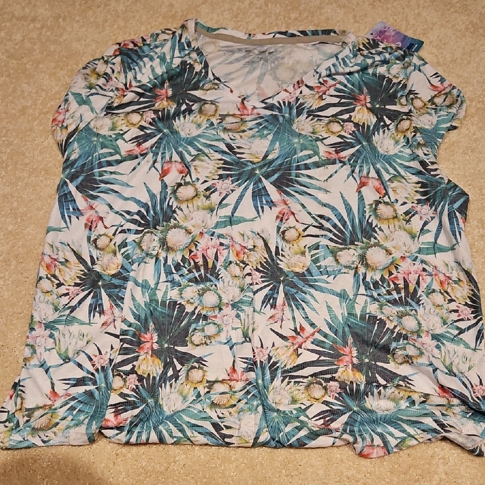Reef Tropical Floral Tee with Green and Pink Accents